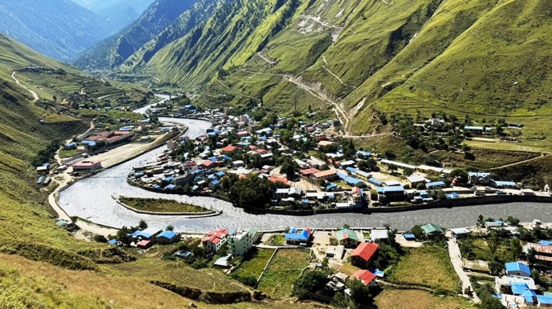 मनै लोभ्याउने डोल्पाको दुनै : बन्न सक्छ चाडपर्वको गन्तव्य 