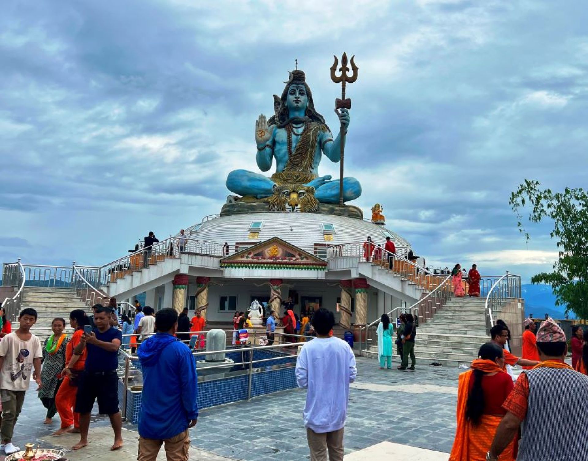 नयाँ पर्यटकीय गन्तव्य बन्यो  पुम्दीकोटको विशाल मूर्ति